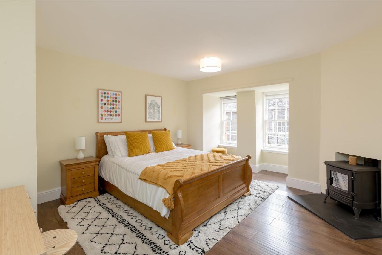 Guestready - Elegant 2Br Period Flat In Oldtown Appartement Edinburgh Buitenkant foto