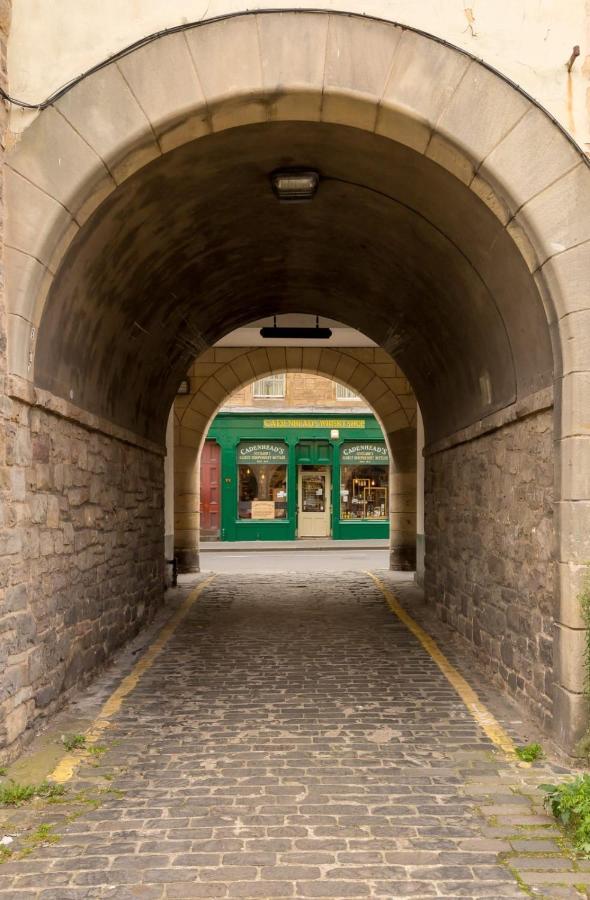 Guestready - Elegant 2Br Period Flat In Oldtown Appartement Edinburgh Buitenkant foto